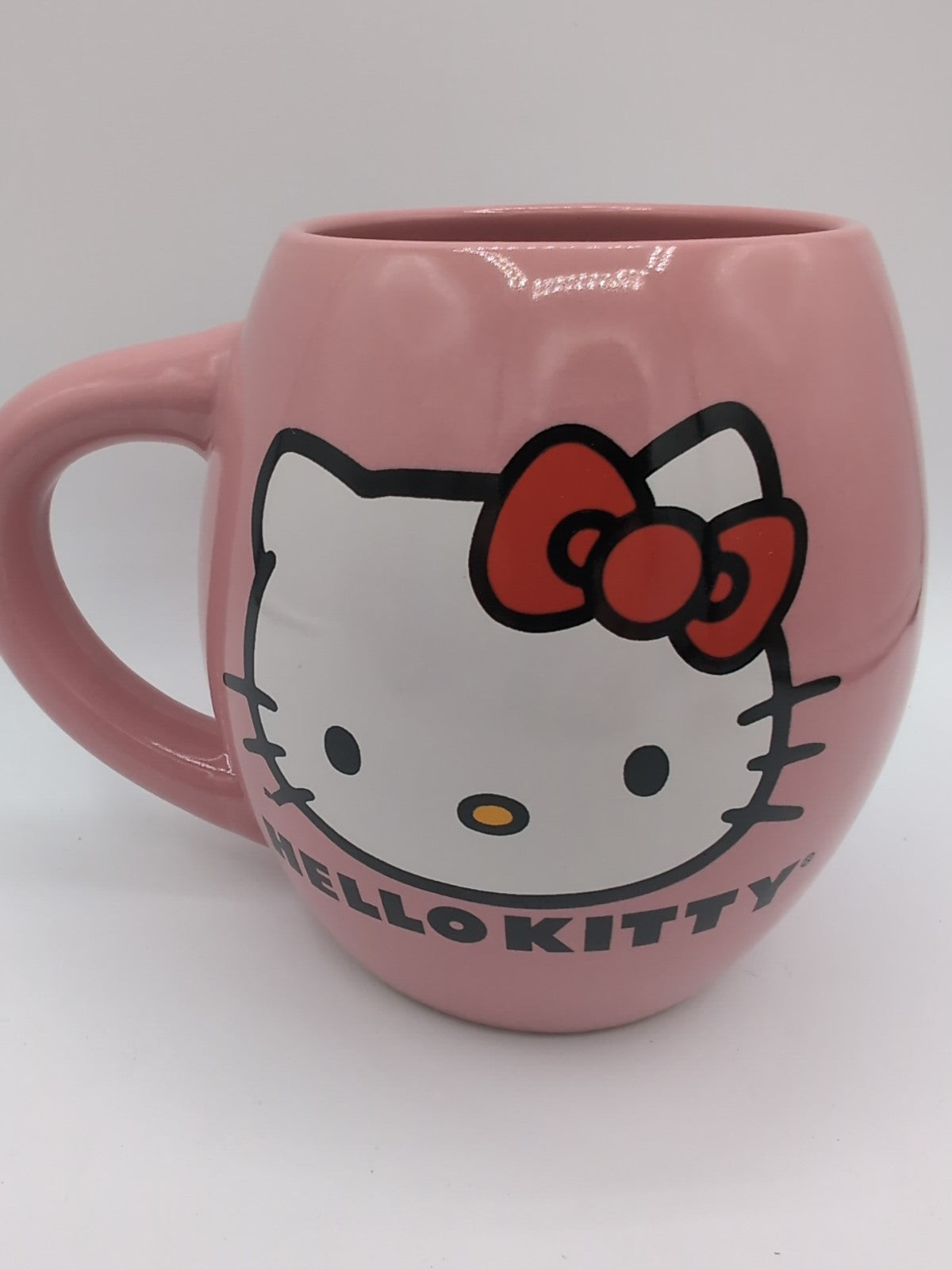 Hello Kitty Pink Mug (2022 Sanrio Bioworld) – Cute & Dishwasher Safe