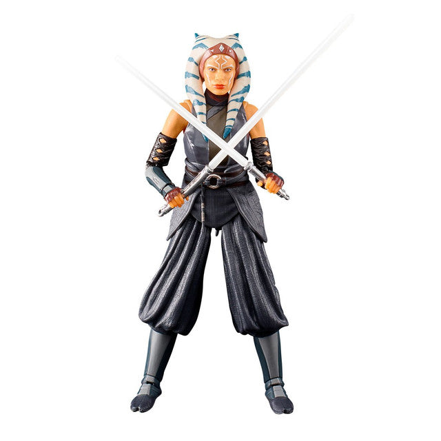 Star Wars Black Series Ahsoka Tano 6-inch action figure in Mandalorian costume with twin white lightsabers