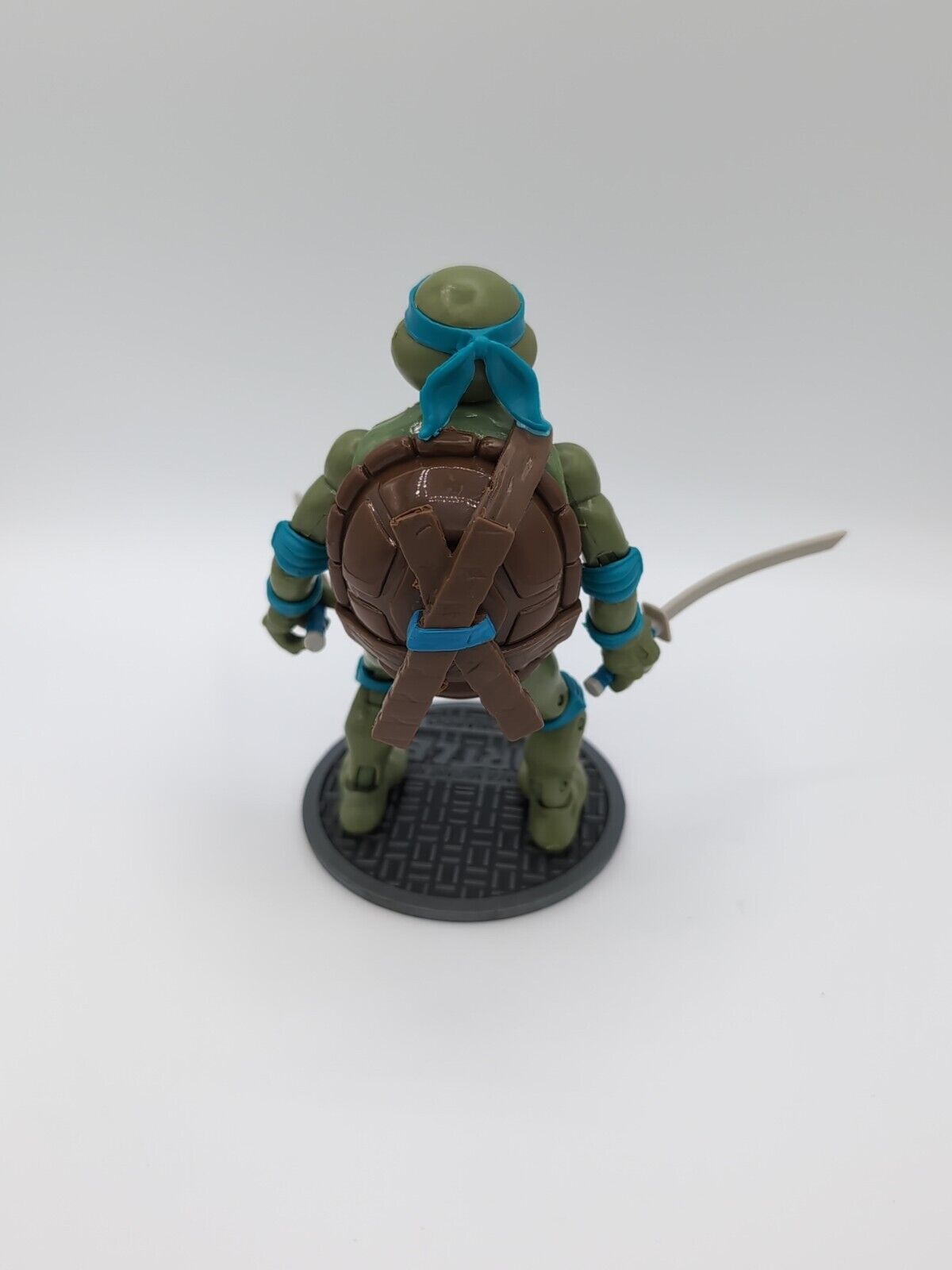 TMNT 7" Action Figure Leonardo Teenage Mutant Ninja Turtles Weapons